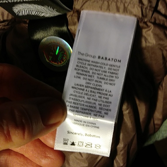 The Foundation Puffer.  The Group by Babaton; packable. - Picture 11 of 12